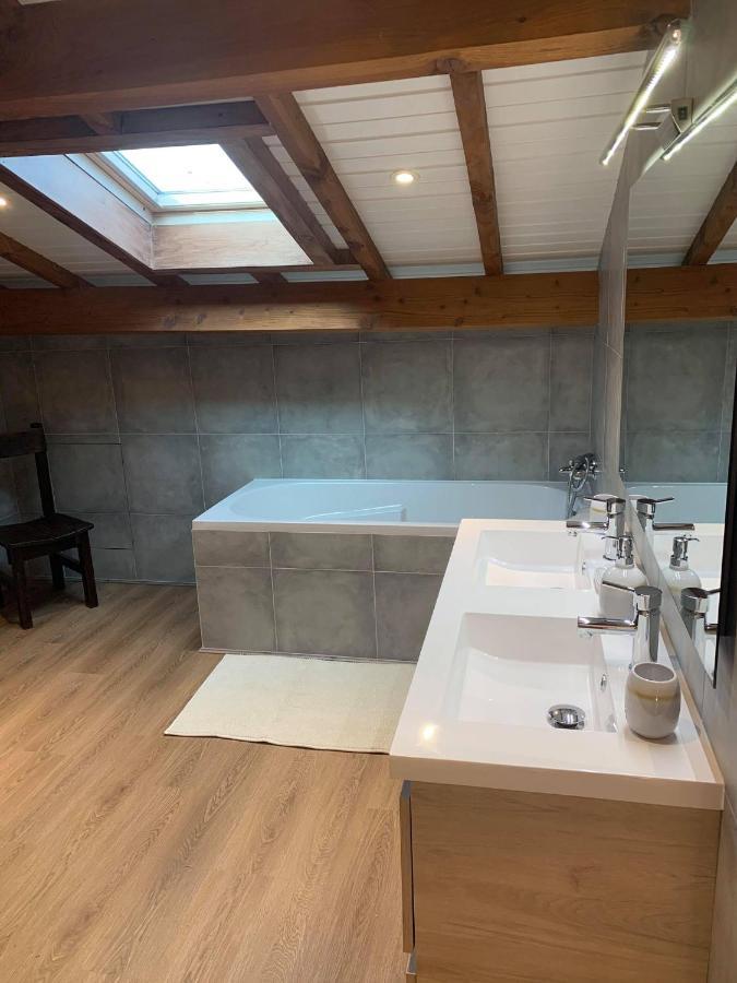 Chambre Vigne, Piscine Spa Fitness Lugon et l’Ile du Carney 외부 사진